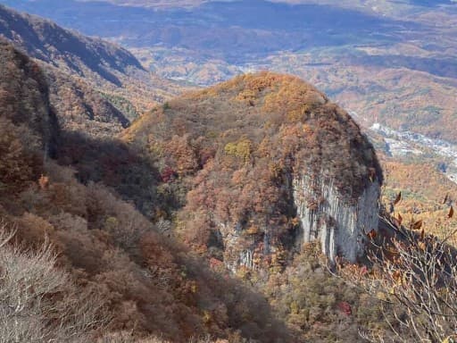 11/11（土）上州のマリトッツォ🇮🇹丸岩と高ジョッキ🍺紅葉🍁