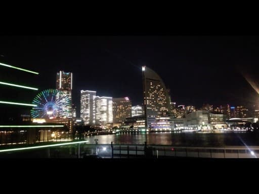 7/8月曜日19:15横浜みなとみらい筋トレ&ヨガ&ストレッチ夜景