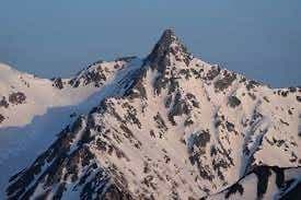 残雪の槍ヶ岳！憧れのピークへ