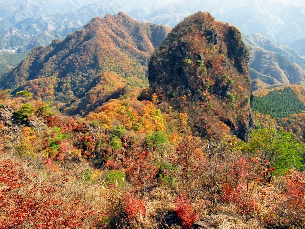 【締切】11月15日(土)紅葉の鹿岳(ぐんま百名山)＆四ツ又山 同行者募集【所沢・東所沢発】参考画像:1