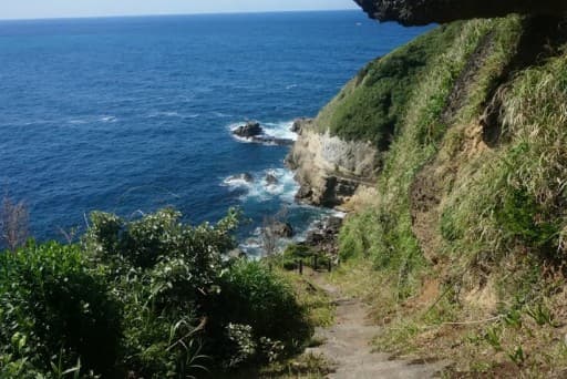 🔰荒れた海を眺める黄昏ハイキング