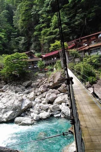 4月29日（水）関西の秘境　大杉谷登山口までのタクシー　あと3名参考画像:2